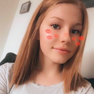 Meet your Posher, Leah